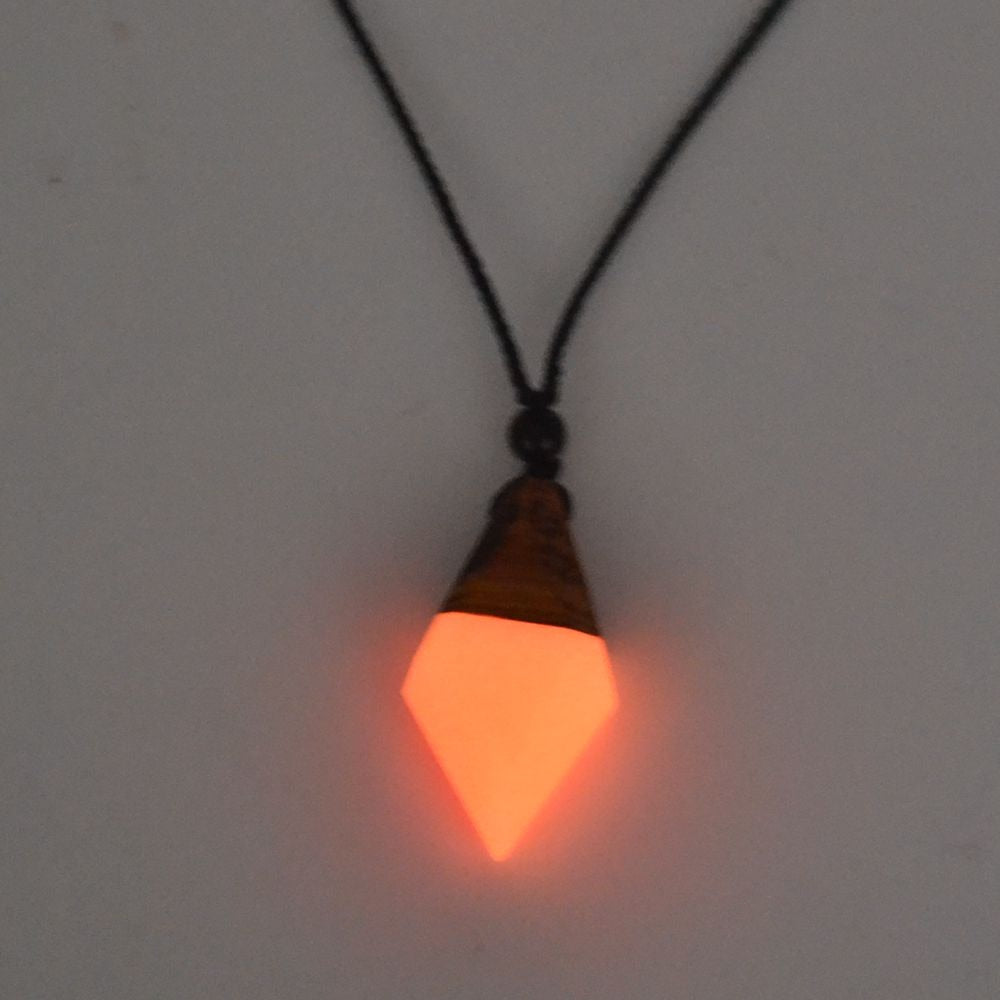 Colar Fluorescente de Madeira Brilha no Escuro - Vários Modelos