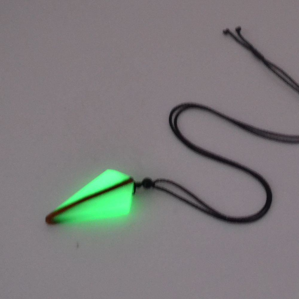 Colar Fluorescente de Madeira Brilha no Escuro - Vários Modelos